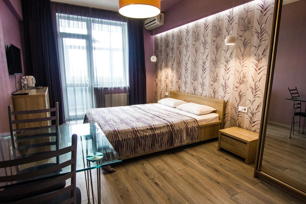 Solo Apartment Dragomanova Kiev Ngoại thất bức ảnh